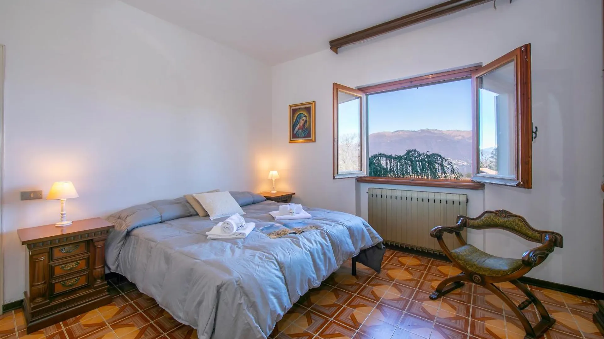Villa Giorgia Private Pool - Happy Rentals Castelveccana Italie