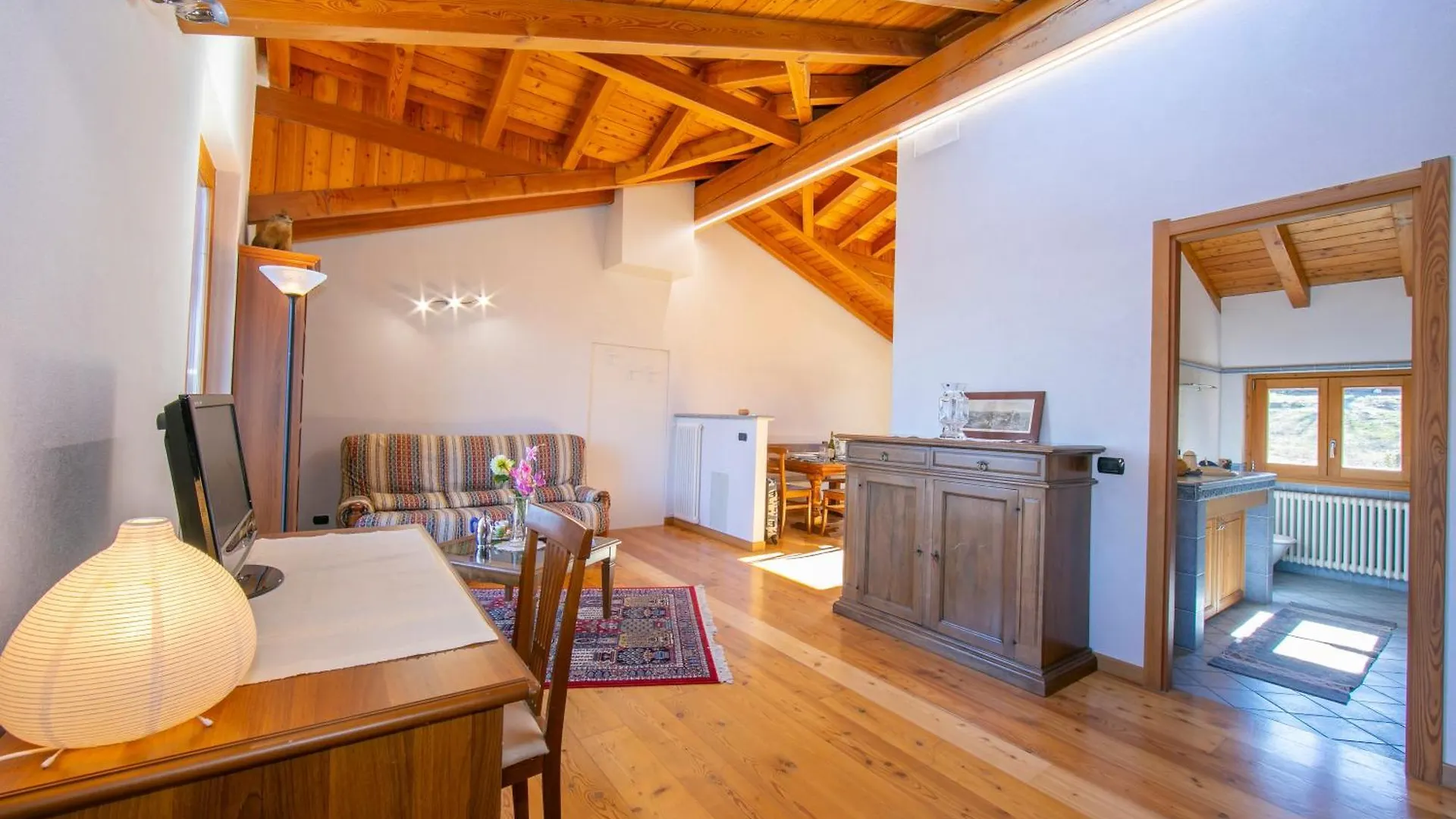 Villa Giorgia Private Pool - Happy Rentals Castelveccana