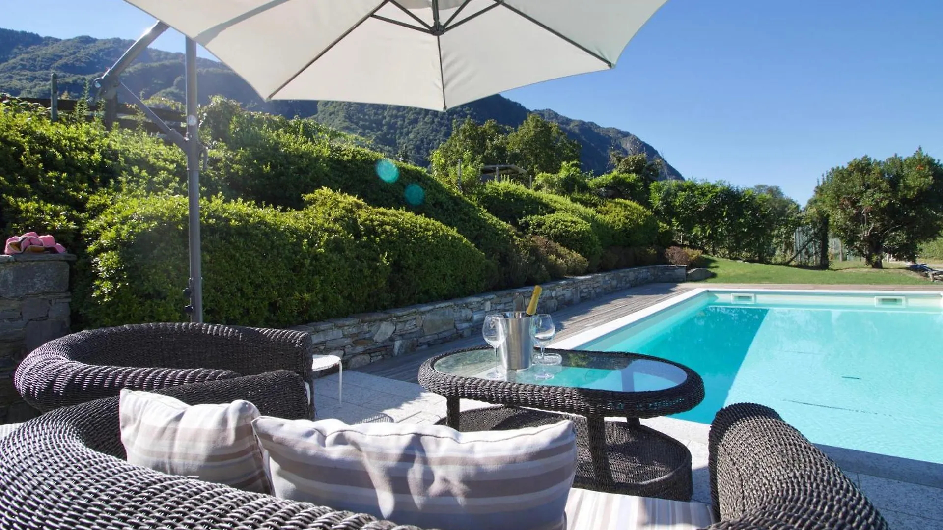 Villa Giorgia Private Pool - Happy Rentals Castelveccana